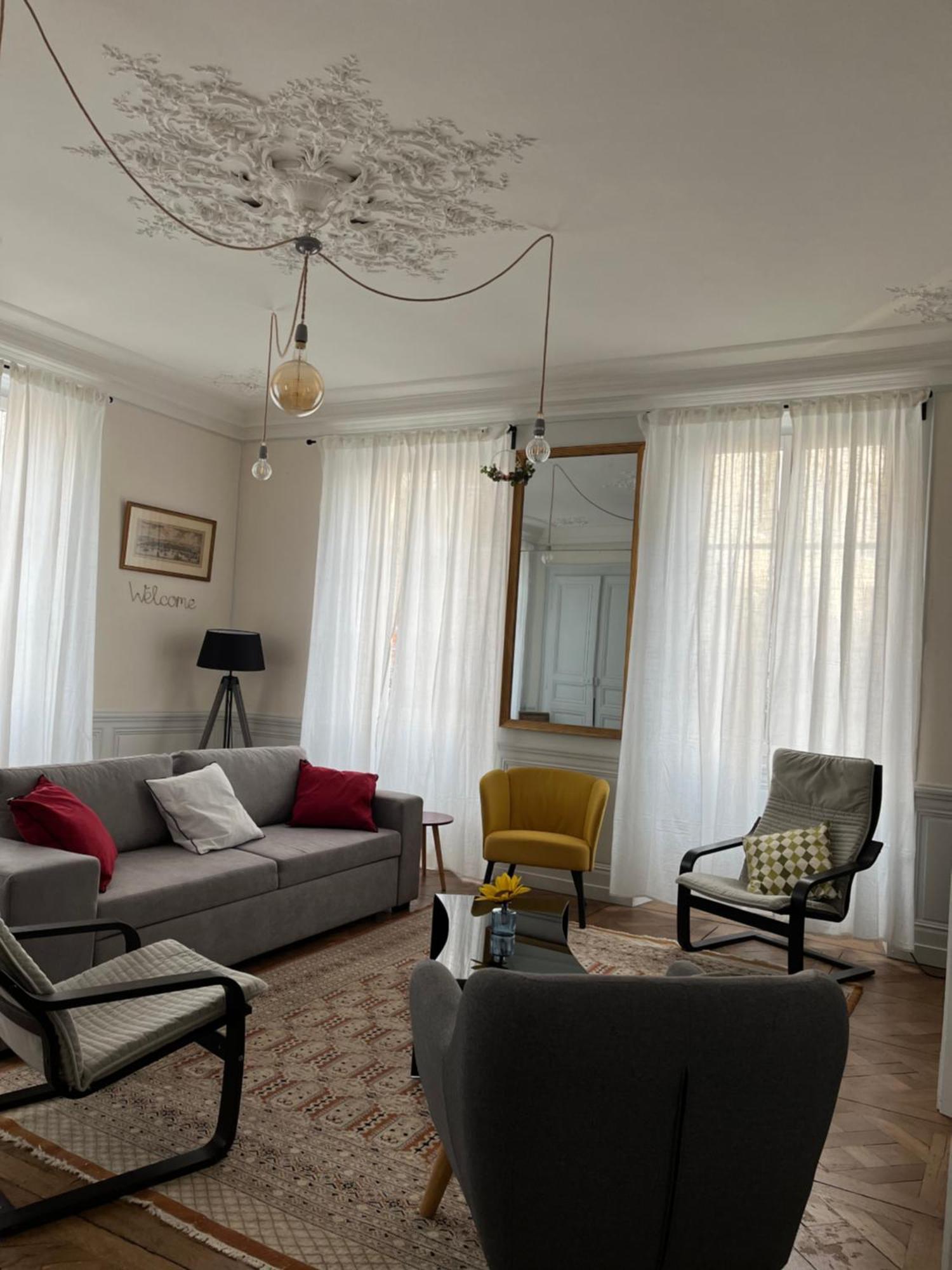 La Villa Louana 1 Appartement 160M2 Sobriete,Elegance En Coeur De Ville Aubusson  Esterno foto
