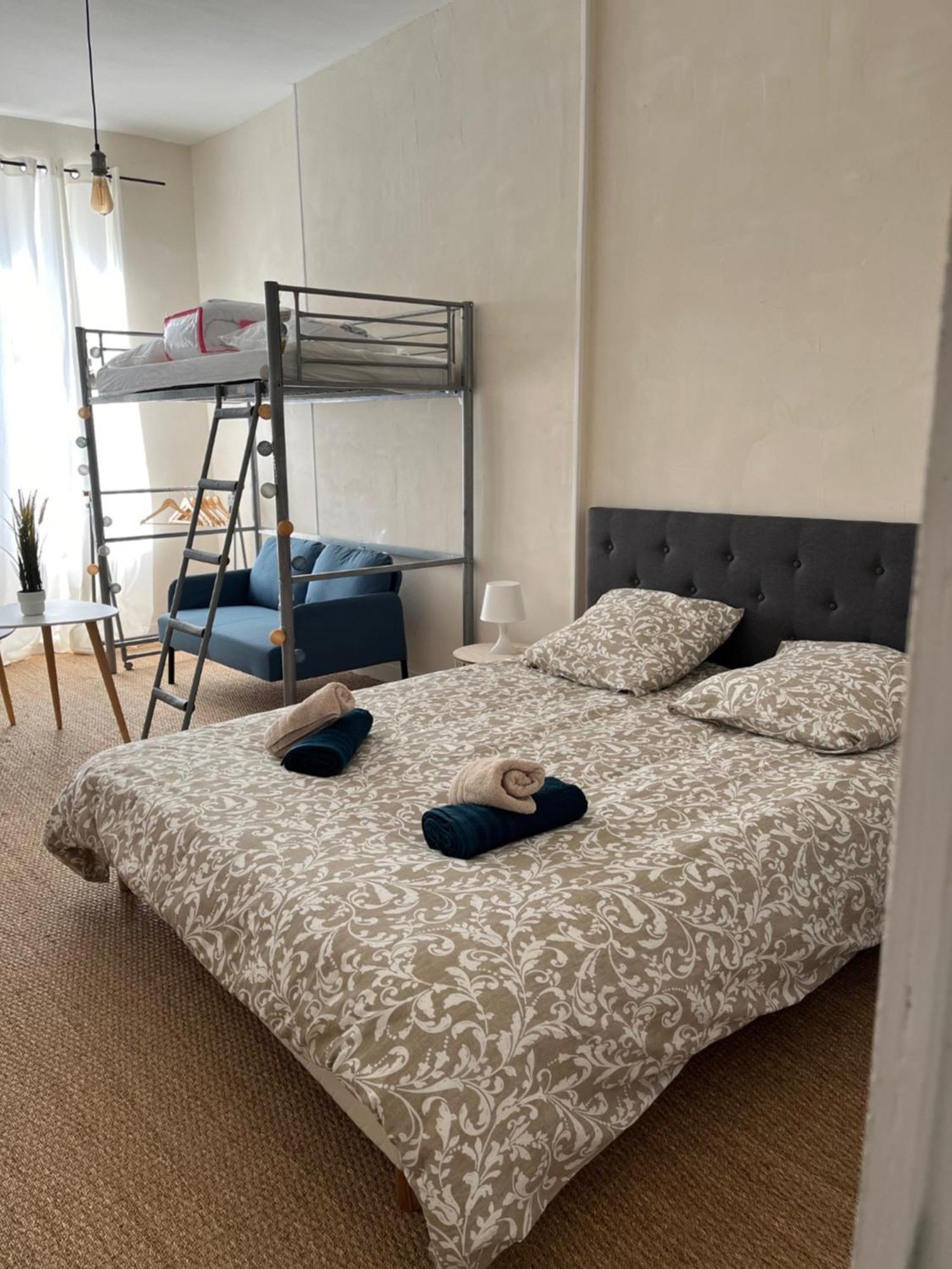 La Villa Louana 1 Appartement 160M2 Sobriete,Elegance En Coeur De Ville Aubusson  Esterno foto